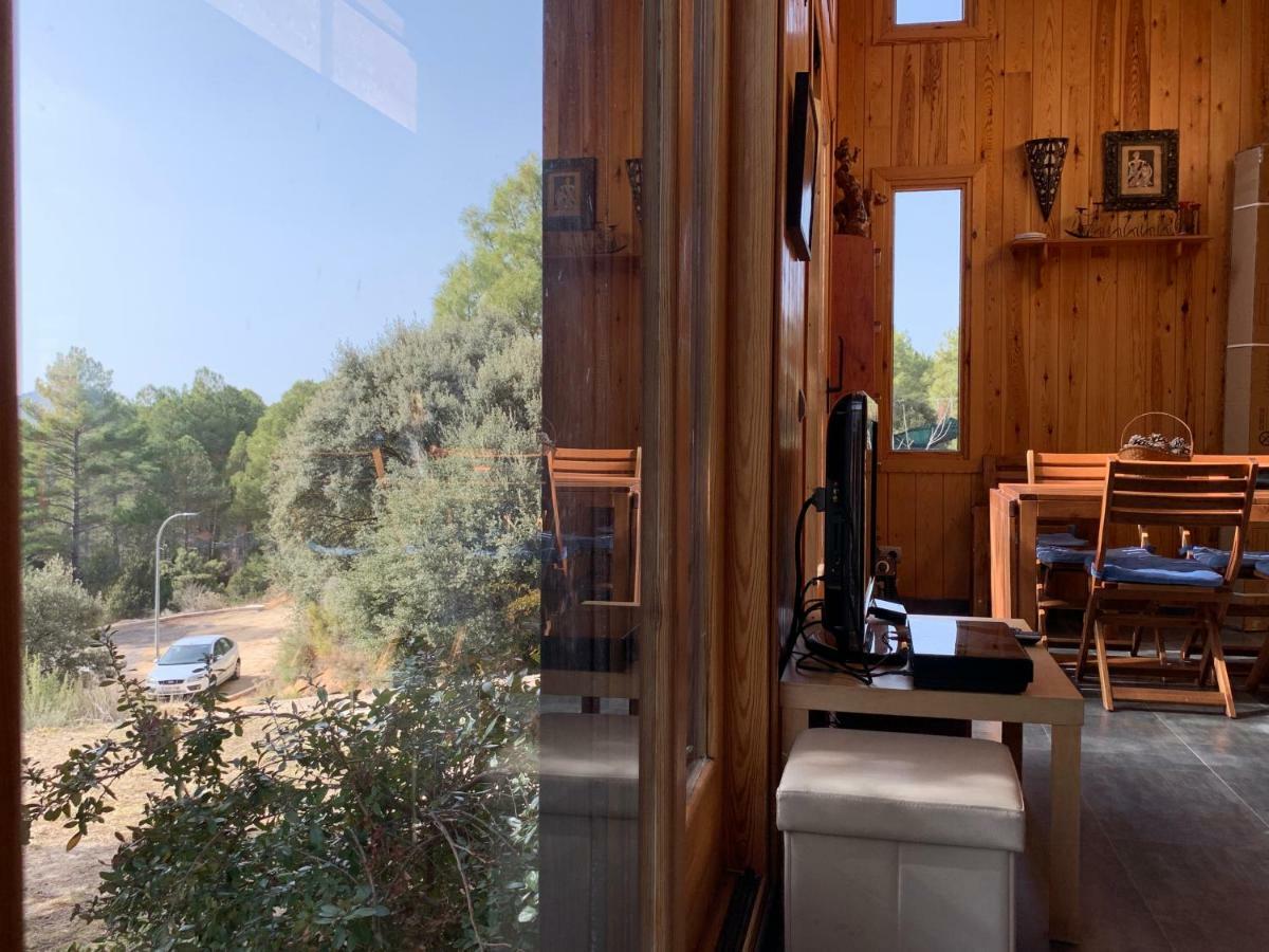 הוילה טריו Casa De Madera En Alto Tajo מראה חיצוני תמונה